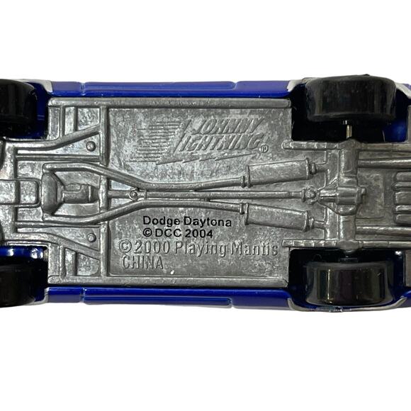 Johnny Lightning 1969 Dodge Charger Daytona 2004 1/64 Diecast Model Car - Picture 8 of 9